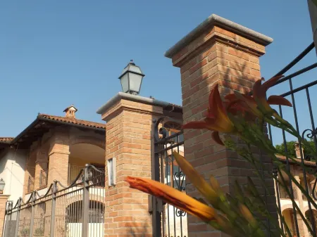 Enolocanda Del Tufo Отели в г. Belvedere Langhe