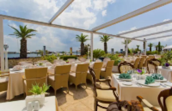 Hotel Palace Marina Dinevi