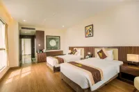 Luxury6 Hotel Hotels in Móng Cái