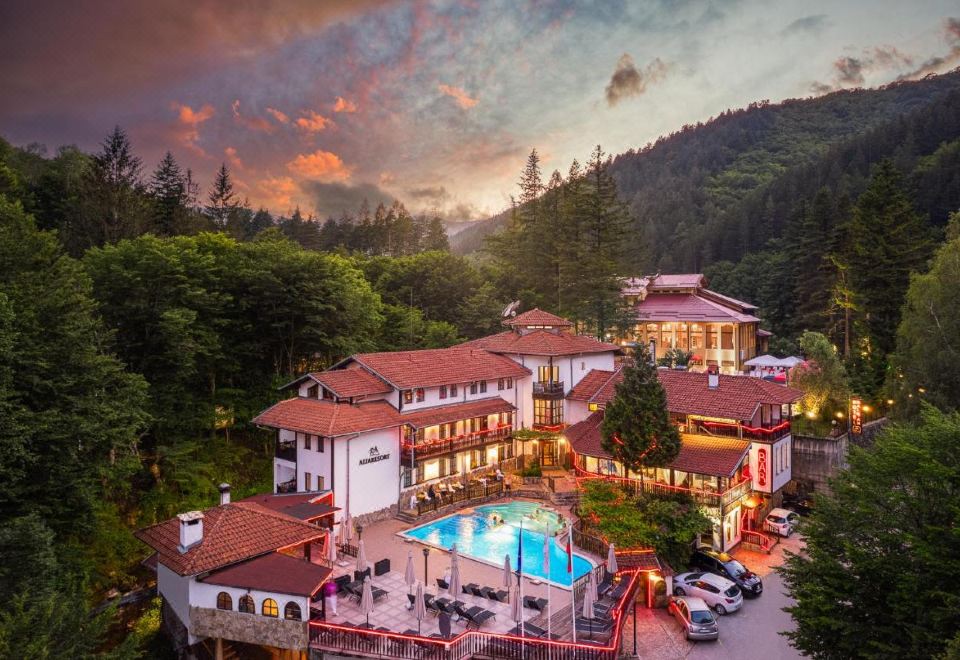 hotel overview picture