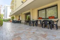 Hotel Vannucci - Parking