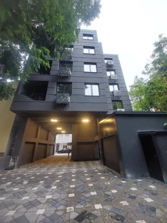 Executive Suites by Modern Living