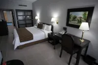 國際三叉戟酒店 酒店