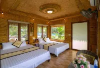 Xuan Son Lakeside Bungalow Hotels in Ninh Nhat