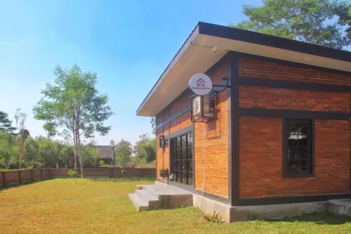 Rumah Bata Salatiga Hotels in Argomulyo