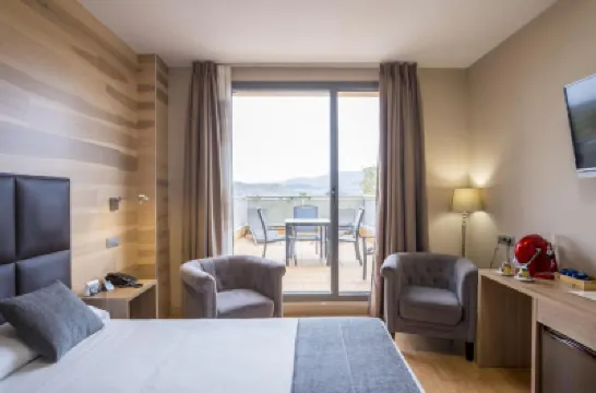 Alda El Espinar Hotels in 