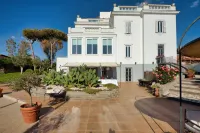 Palazzo Podestà فنادق في سانتا مارینلا