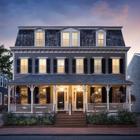 Flag House Inn