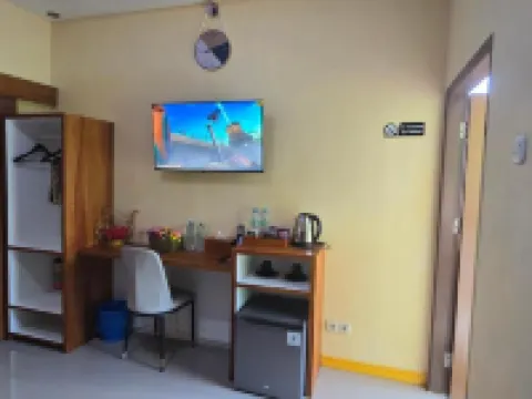 Holi Homestay Trawas Hotels in Trawas