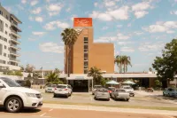 Indian Ocean Hotel - parking