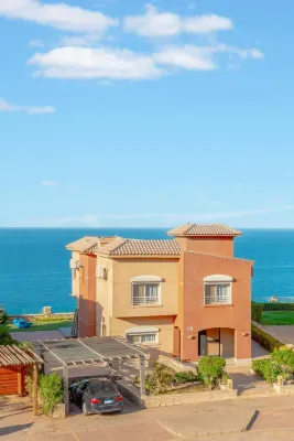 Telal Villa overlooking the sea - Bãi đậu xe