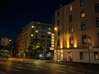 Hotel Apadana Frankfurt - 2-Star