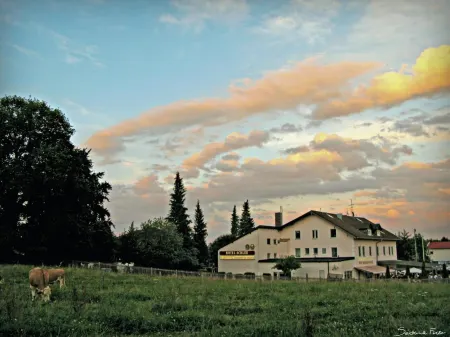 Hotel Schlee Отели в г. Эглинг