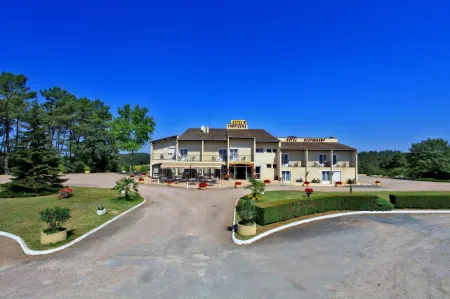 Hotel Restaurant Logis le Tropicana Отели в г. Сент-Фуа-де-Лонга