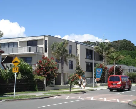 Atlas Suites and Apartments Hotels in Mount Maunganui