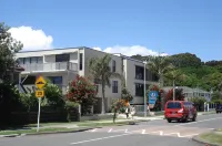 Atlas Suites and Apartments - parking