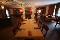 Smugglers Notch Inn - breakfast
