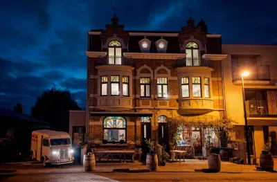 Atelier 24 Hotels in Синт-Питерс-Леув