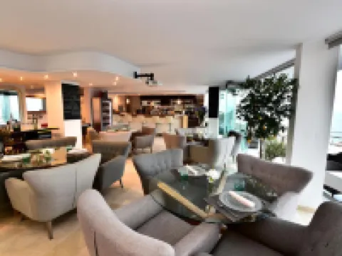 Aparthotel Ola Blanca Hotels in Finestrat