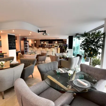 Aparthotel Ola Blanca