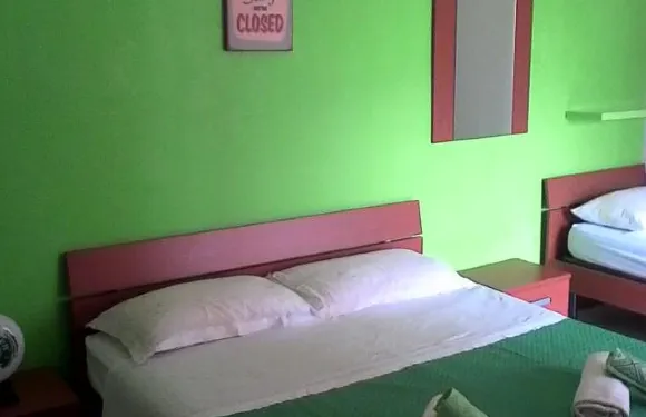 蒙諾洛卡勒安祖利卡酒店