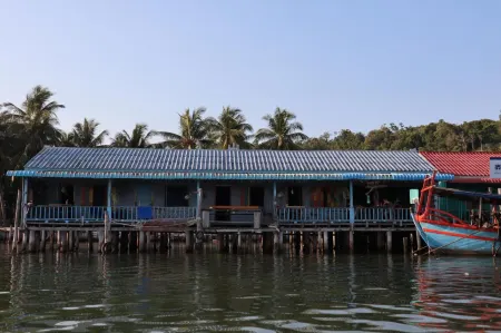 Firefly Guesthouse Отели рядом с достопримечательностью «Ронг»