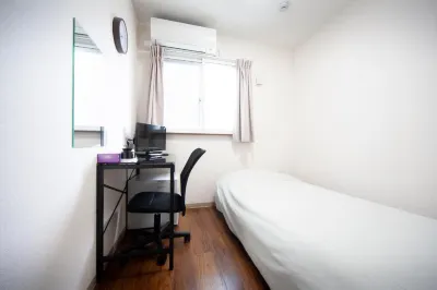 โรงแรมชูโอะคราวน์ โรงแรมใน