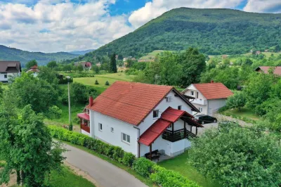 House Marija B&B Hotels in 