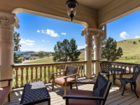 Cripple Creek Hospitality House Hotels in Teller County