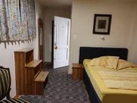 Barokk Antik Guest Hause Các khách sạn ở Kecskemet
