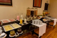 Hotel Jose Antonio Puno - Aamiainen