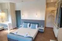 Ampoulos Rooms & Apartments Hotel a Gera