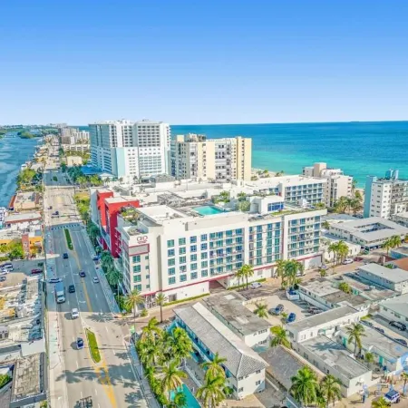 Front Bay View Terrace Rooftop Pool Near Beach