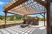 EverSpring Inn & Suites