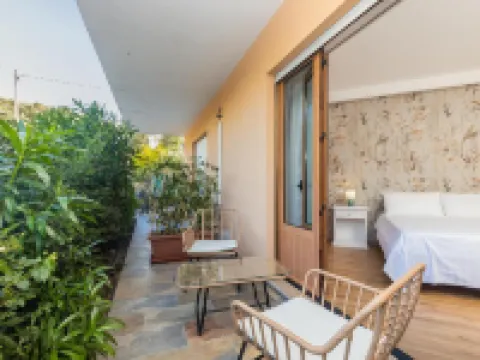 Hotel Donatella ポザーダのホテル