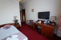 Hotel Sonex Các khách sạn gần Kościół Rzymskokatolicki Pw. Św. Jana Kantego