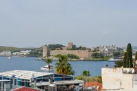 Loca Centre Suites