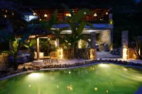 Ba Be Jungle Houses - piscina