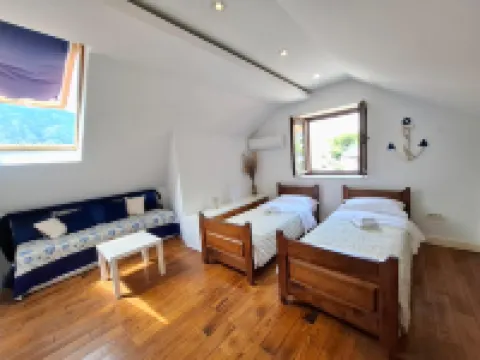 Filip Deluxe Rooms Hotels in Dobrota
