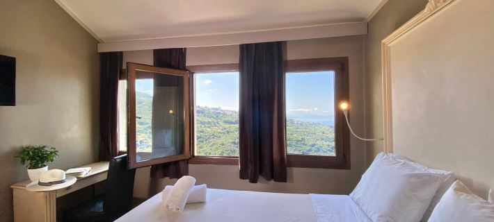 Archontika Karamarlis Hotele w: Volos