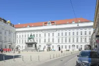 Palais Pálffy Apartments Vienna - 3 tähden