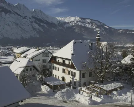 Landhotel Agathawirt Hotels in Bad Goisern