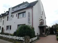 Haus Mooren, Hotel Garni Hotels in Stadtbezirk 3-Bilk