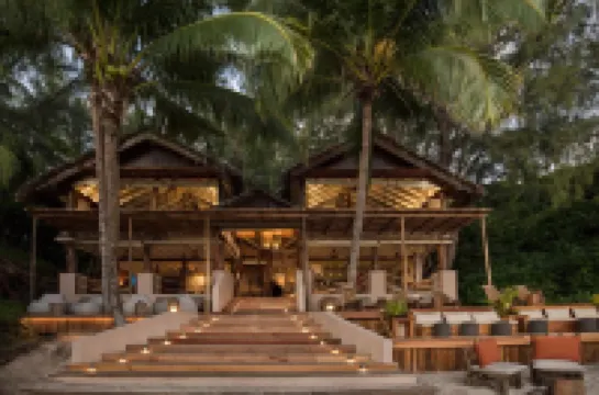 康斯丹薩哈班其娜 酒店