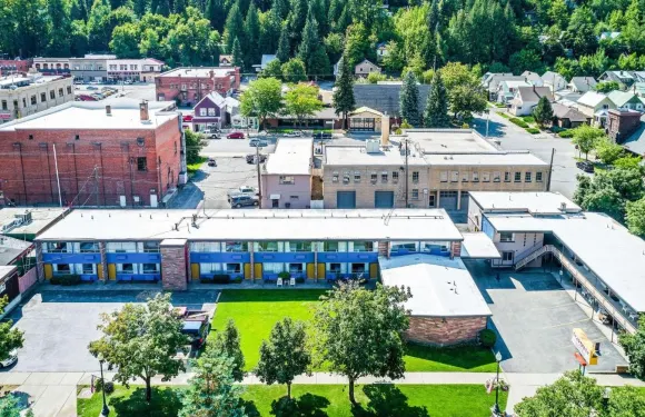 瓦勒斯星塵汽車旅館