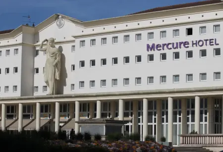 Hôtel Mercure Marne-la-Vallée Bussy St Georges Отели в г. Сен-Тибо-Де-Винь