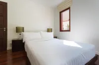 Amatapura Beachfront Villa 12