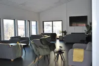 Skoghus Hotels in Sorreisa