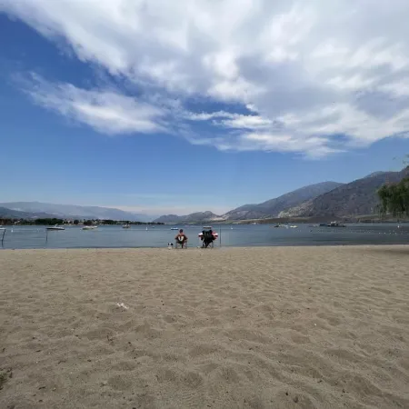 Falcon Resort