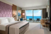 Elexus Hotel Resort & Spa & Casino Hotels in Catalkoy